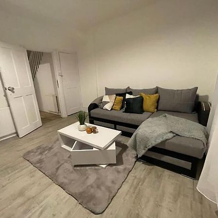Comfy 2 Bedroom On Tower Bridge London Exterior foto